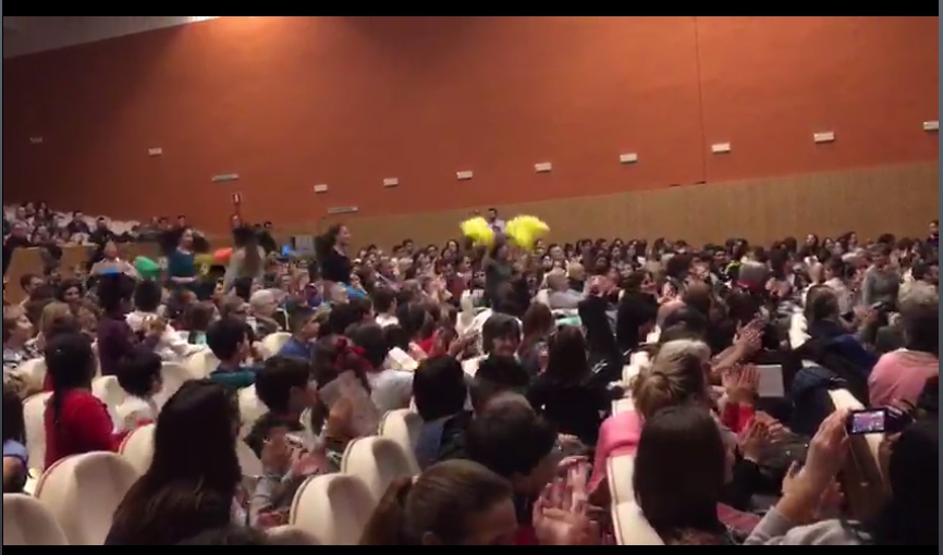 Coro del bachillerato. Festival canción LLamada Misionera 2018.
