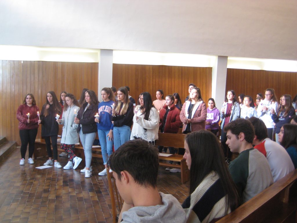Celebración de la Vida por nuestros difuntos primero de bachiller. 30 de octubre de 2019